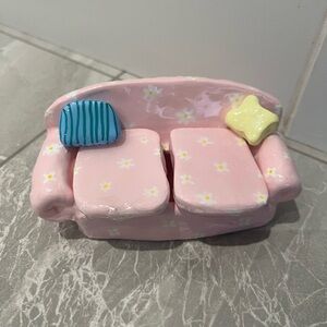 Couch jewellery holder